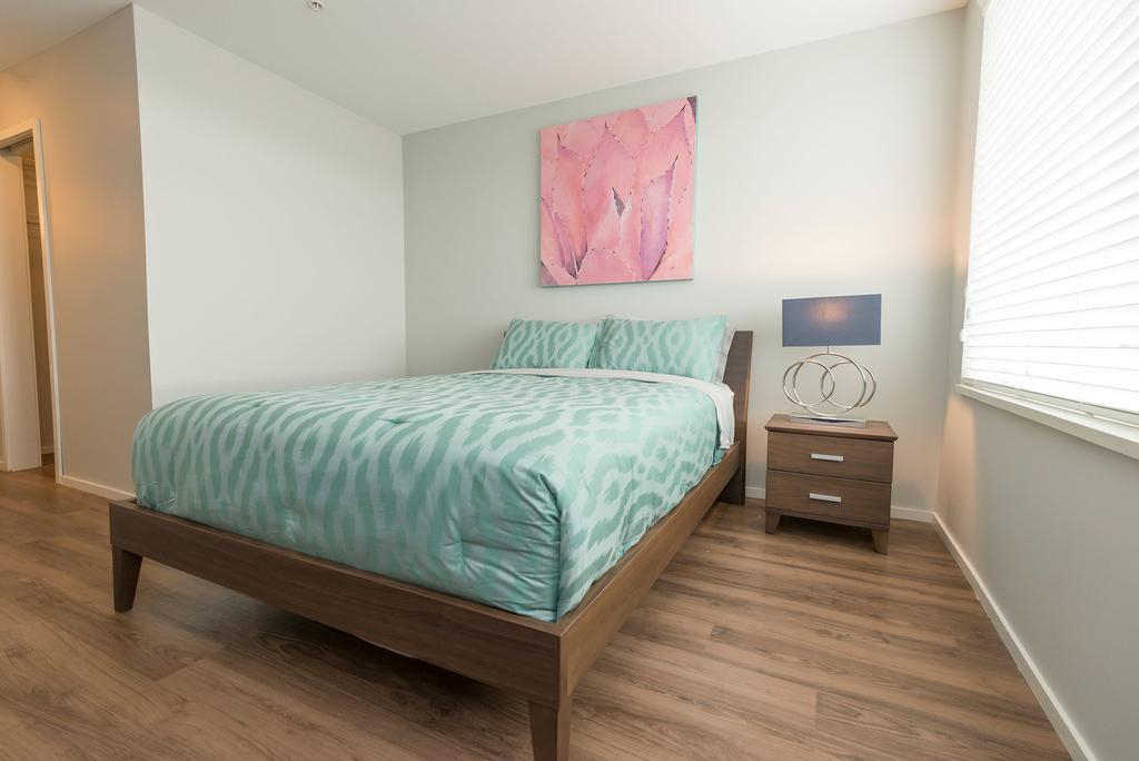 Nova Suites Inc. Халифакс Екстериор снимка